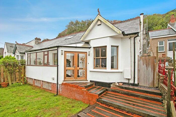 4 Bedroom Bungalow For Sale In Beach Road, Truro, Cornwall, TR4