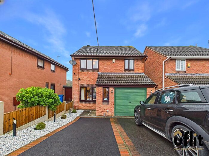 3 Bedroom Detached House For Sale In Brushfield Road, Chesterfield, S40