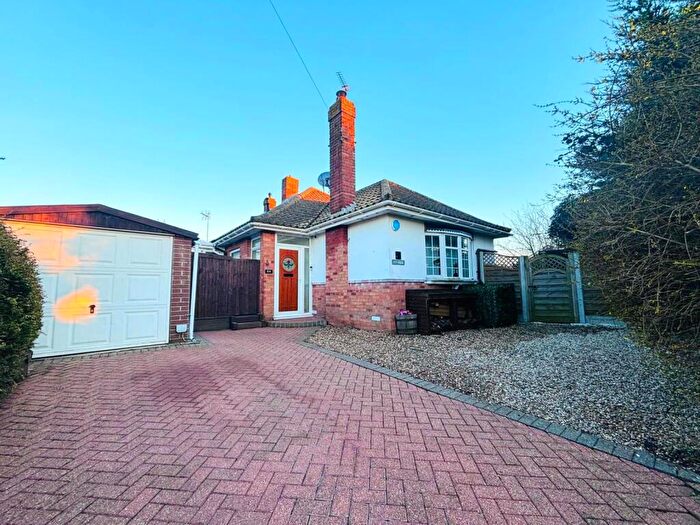 2 Bedroom Bungalow For Sale In Mountview Road, Clacton-on-Sea, Essex, CO15