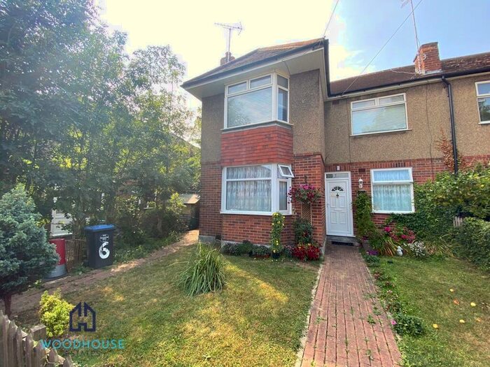 2 Bedroom Flat To Rent In Eton Avenue, Wembley, Middlesex, HA0