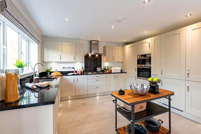 4 Bedroom Detached House For Sale In Grand Union Road Market Harborough, LE16