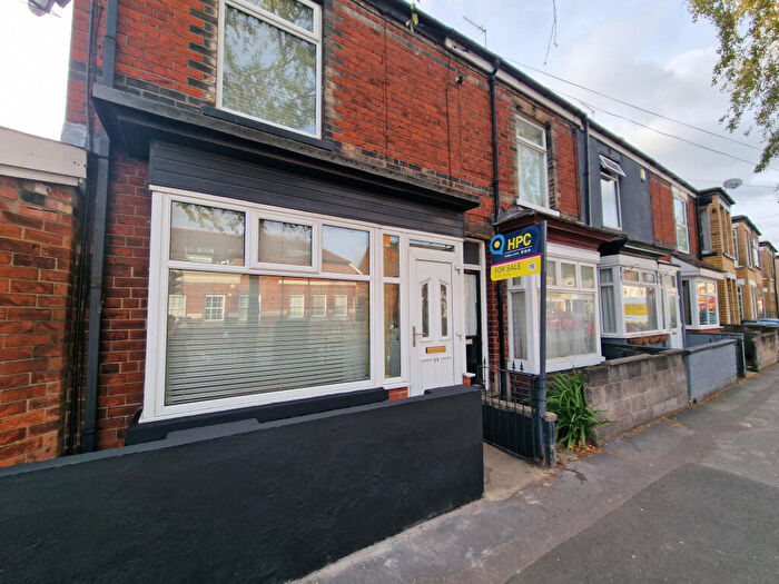 2 Bedroom End Of Terrace House To Rent In Chanterlands Avenue, Hull, Yorkshire, HU5