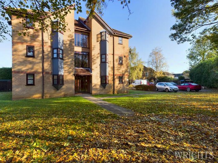 Apartment To Rent In Andrewsfield, Welwyn Garden City, AL7