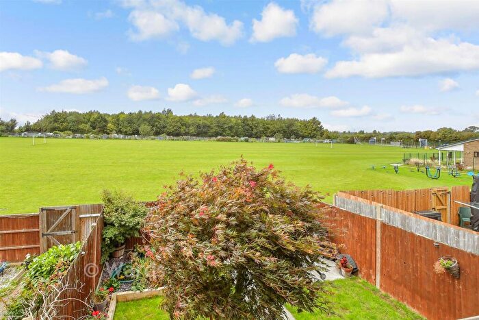 3 Bedroom End Of Terrace House For Sale In Orchard Drive, Newington, Sittingbourne, Kent, ME9