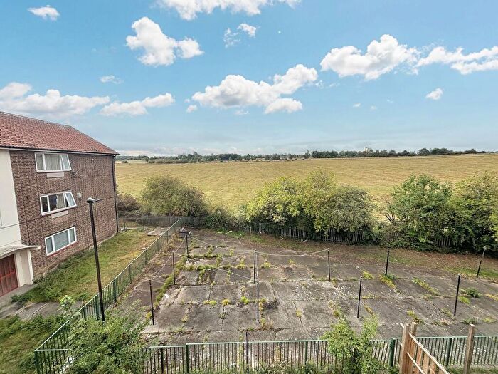 2 Bedroom Apartment For Sale In Wycliffe Avenue, Kenton, Newcastle Upon Tyne, Tyne And Wear, NE3