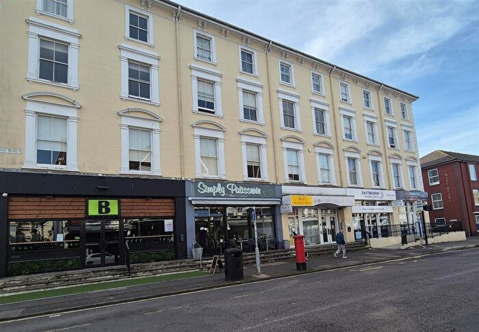2 Bedroom Apartment To Rent In South Street, Eastbourne, BN21