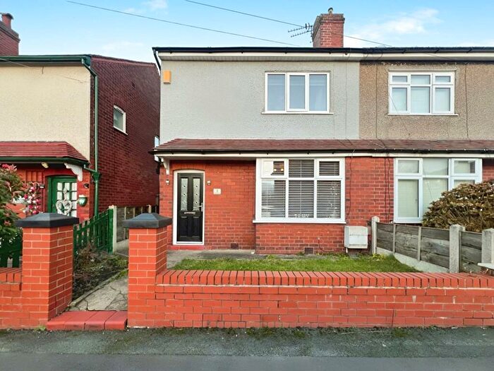 2 Bedroom Semi-Detached House For Sale In Leighton Street, Atherton, Manchester, M46