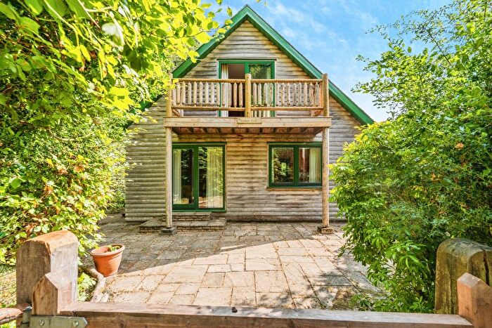 2 Bedroom Detached House For Sale In The Grove, Minstead, Lyndhurst, Hampshire, SO43