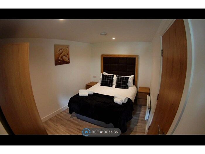 1 Bedroom Flat To Rent In Kirkgate, Huddersfield, HD1