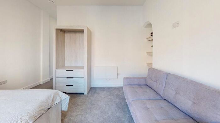 2 Bedroom Semi-Detached House To Rent In Plumptre House Poplar Street, Nottingham, NG1