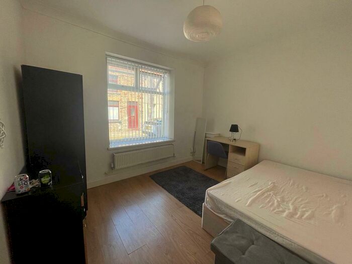 House To Rent In Wood Road, Pontypridd, CF37