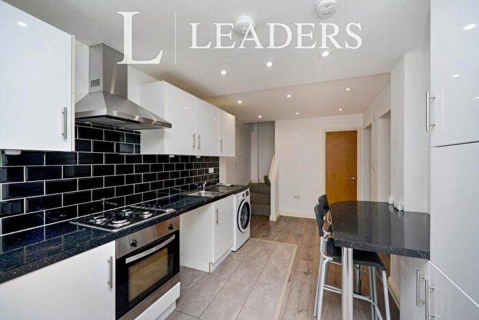 2 Bedroom Apartment To Rent In Beaconsfield Villas, Brighton, BN1
