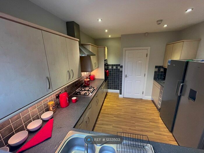 7 Bedroom Terraced House To Rent In Garmoyle Road, Liverpool, L15