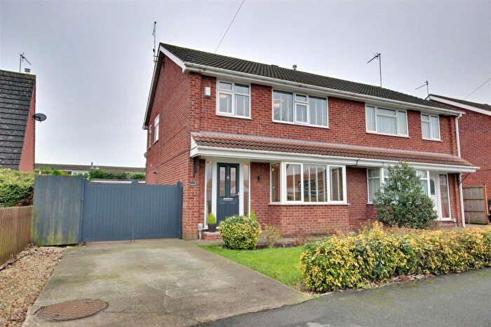 3 Bedroom Semi-Detached House For Sale In St. Catherines Drive, Leconfield, Beverley, HU17