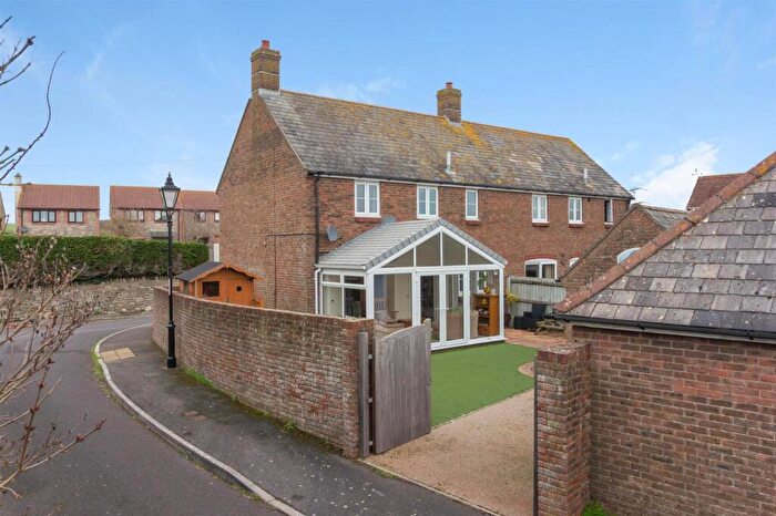 3 Bedroom Semi Detached House For Sale In Lower Putton Lane, Chickerell, DT3