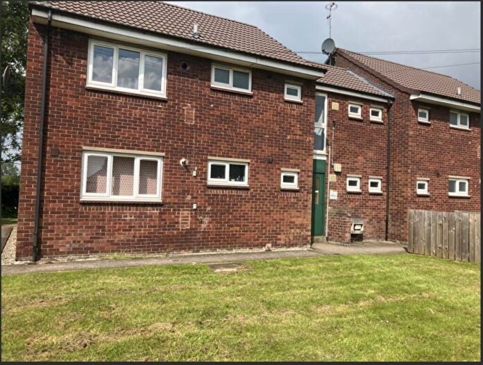 1 Bedroom Flat To Rent In Newstead House Bigby Grove, Scunthorpe, DN17