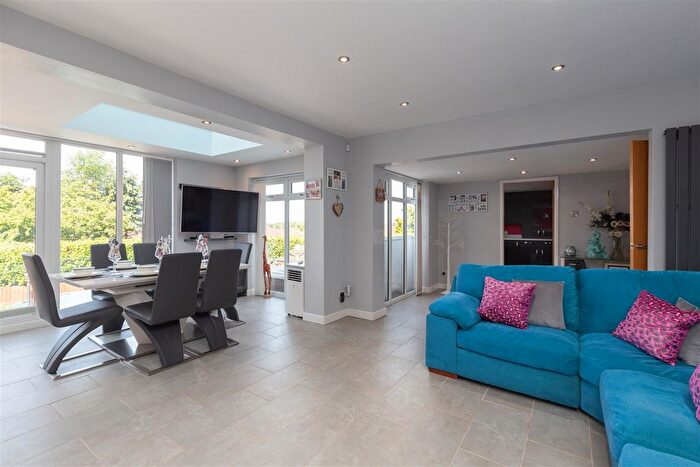 5 Bedroom Detached House For Sale In Buseph Barrow, Morecambe, LA4