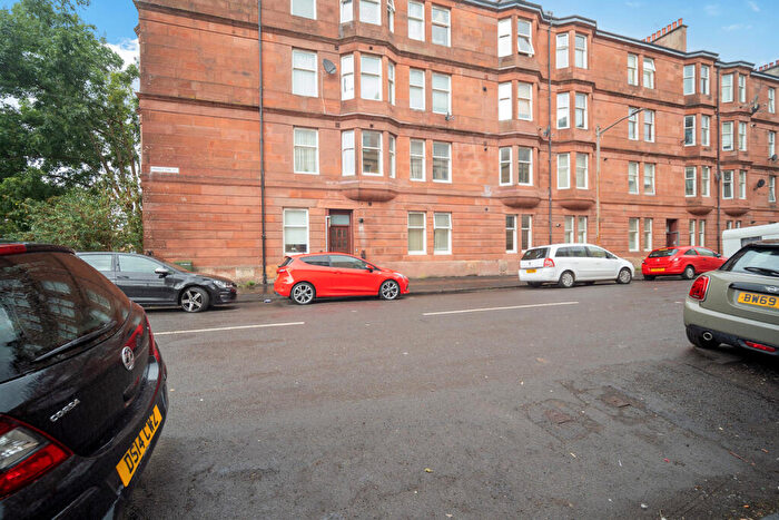 2 Bedroom Flat For Sale In Middleton Street, Cessnock, G51