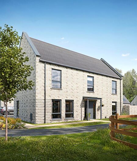 4 Bedroom Detached House For Sale In Swindon Road, Highworth, Swindon, SN6