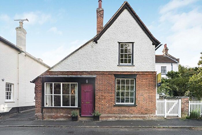 3 Bedroom Barn Conversion To Rent In High Street, Much Hadham, SG10