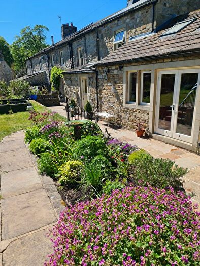 4 Bedroom Semi Detached House For Sale In Lauradale Lane, Linton-In-Craven, BD23