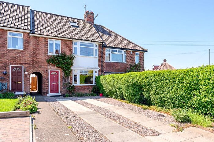 4 Bedroom Town House For Sale In Nigel Grove, Holgate, York, YO24