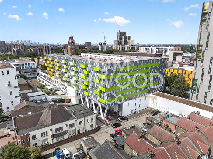 2 Bedroom Apartment For Sale In Schrier Ropeworks, , Arboretum Place, Barking, IG11