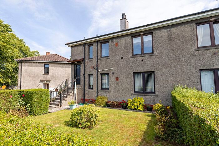 2 Bedroom Flat To Rent In Glenclova Terrace, Dundee, DD3