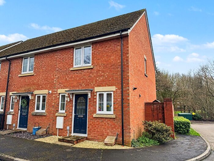 2 Bedroom End Terrace House For Sale In Massey Road, Tiverton, EX16