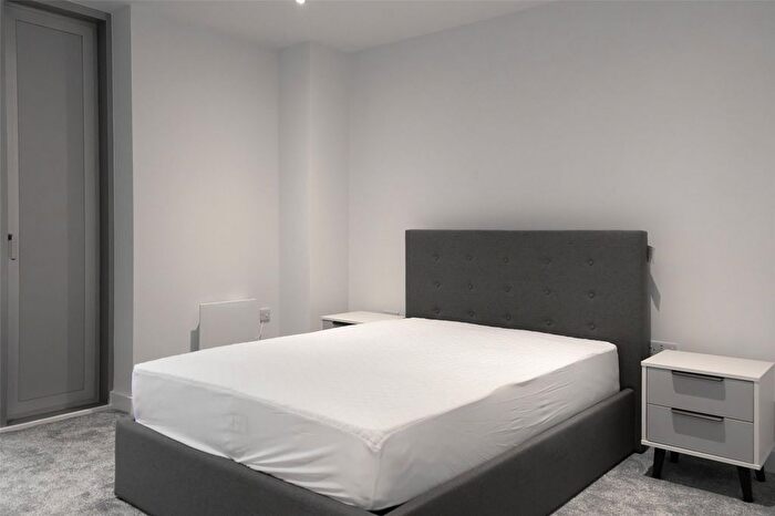 2 Bedroom Flat To Rent In Dantzic Street, Park View, Manchester, M4