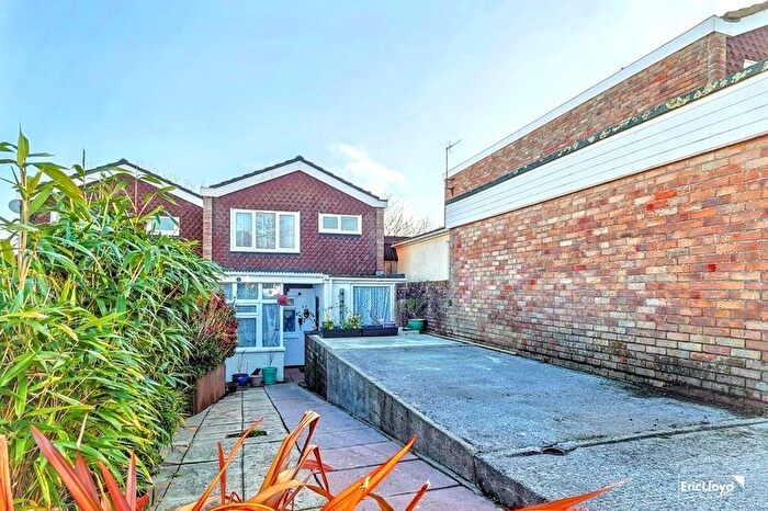 3 Bedroom Mews For Sale In Cumber Drive, Brixham, TQ5