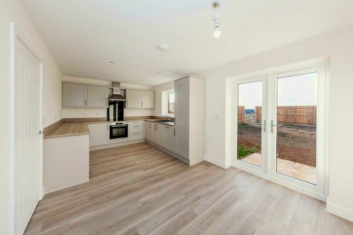 3 Bedroom Detached House For Sale In High Road, Weston, PE12