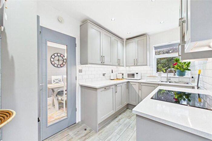 3 Bedroom Semi-Detached House For Sale In Pine Ridge Road, Burghfield Common, Reading, Berkshire, RG7