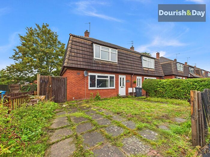 3 Bedroom Semi-Detached House For Sale In Birchill Avenue, Wombourne, WV5