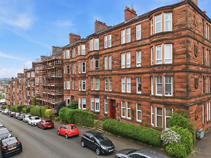 1 Bedroom Flat For Sale In / Thornwood Avenue, Thornwood, G11