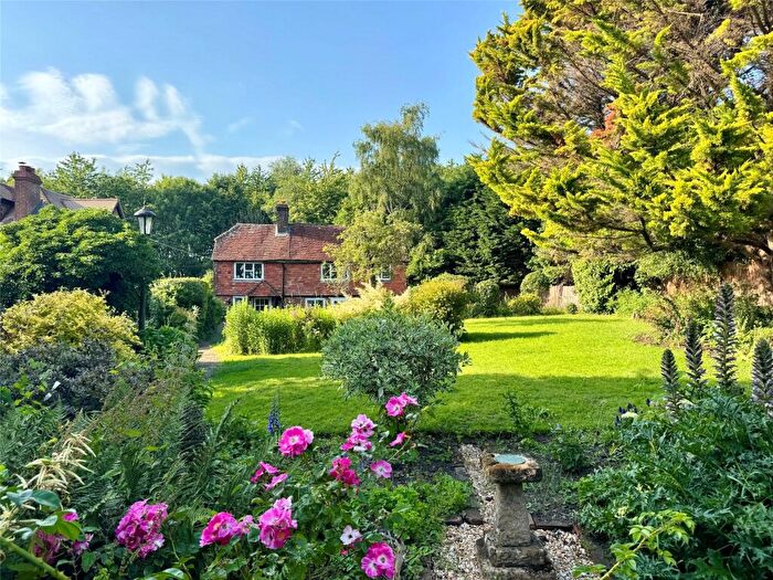 4 Bedroom Detached House For Sale In Haslemere Road, Brook, Godalming, Surrey, GU8