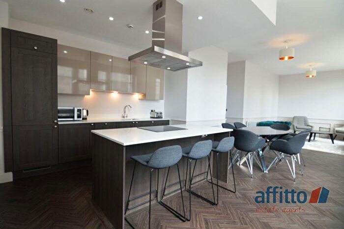 2 Bedroom Apartment To Rent In The Tower Building, Water Street, Liverpool, L3