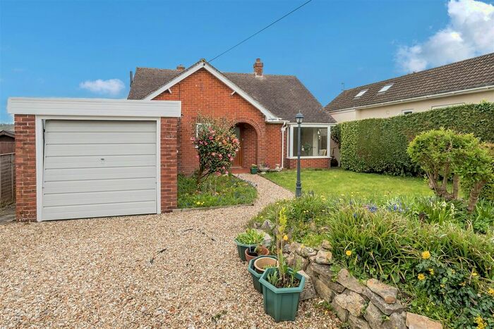 2 Bedroom Detached Bungalow To Rent In Widepost Lane, Axminster, EX13