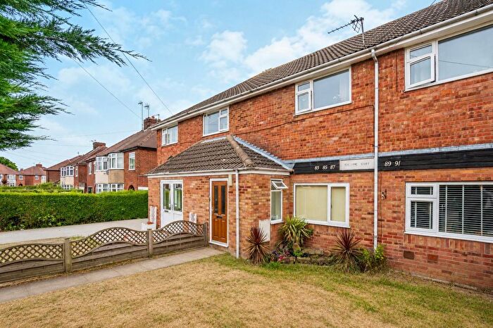 2 Bedroom Flat For Sale In Burnholme Avenue, York, YO31