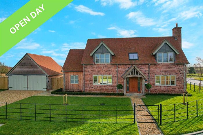 4 Bedroom Detached House For Sale In Williams Orchard, Duck Lane, Welford On Avon, CV37