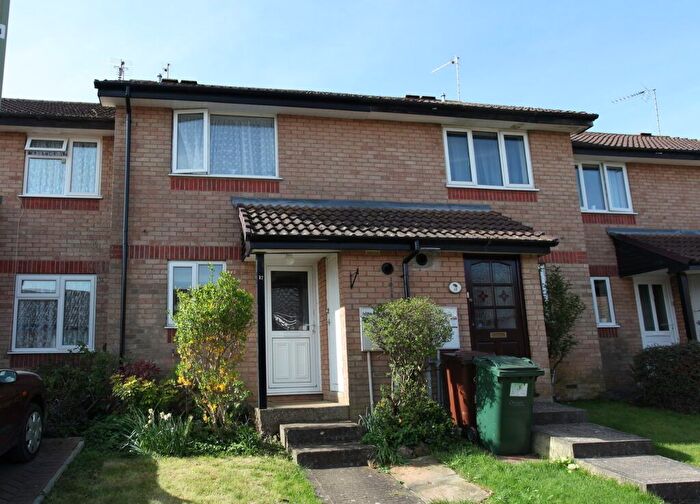 2 Bedroom Terraced House To Rent In Frensham Close, Banbury, Oxon, OX16