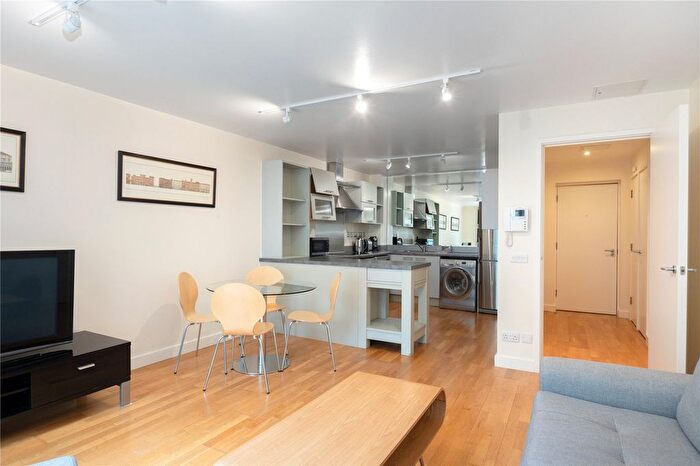 2 Bedroom Flat For Sale In Butlers Amp; Colonial Wharf, London, SE1