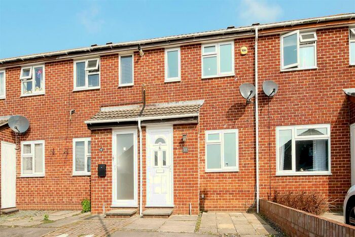 2 Bedroom Terraced House To Rent In Caernarvon Road, Chichester, PO19