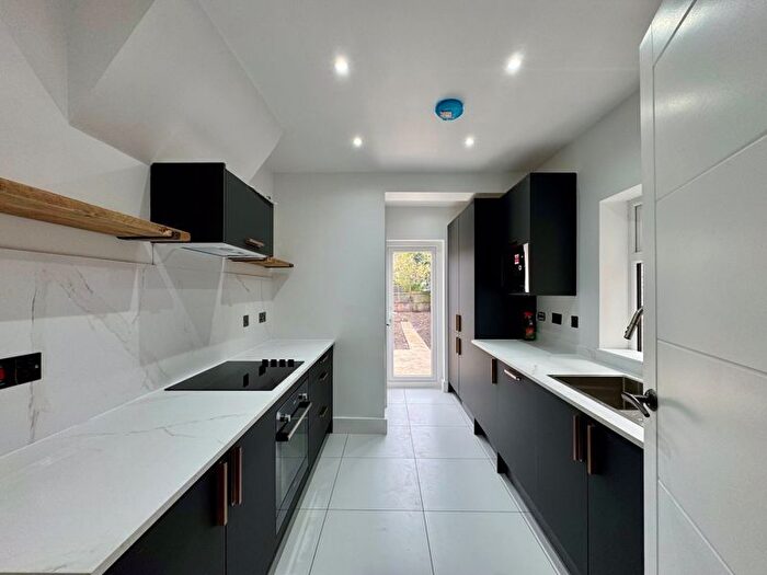 2 Bedroom Terraced House To Rent In Westgate Road, London, SE25