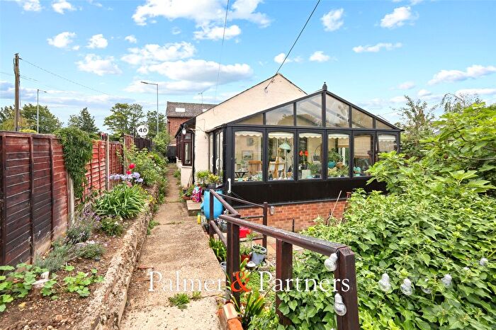 3 Bedroom Bungalow For Sale In Bromley Road, Frating, Colchester, Essex, CO7