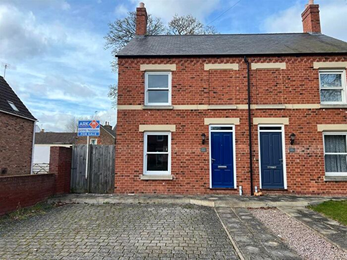 2 Bedroom Semi Detached House For Sale In Holland Road, Spalding, PE11