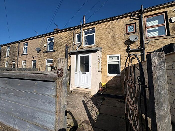 2 Bedroom Terraced House For Sale In Wellington Street, Queensbury, Bradford, BD13