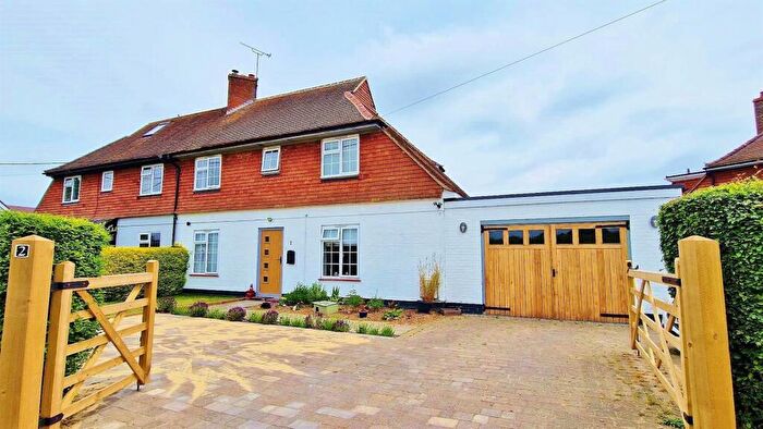 5 Bedroom Semi-Detached House For Sale In Crow Lane, Weeley, CO16