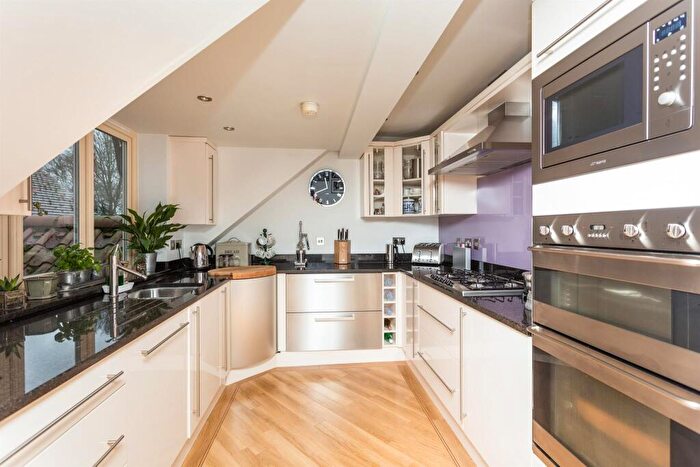 2 Bedroom Apartment To Rent In Linby House, Linby Lane, NG15