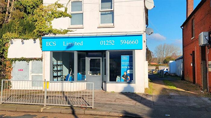 Detached House To Rent In Victoria Road, Farnborough, Hampshire, GU14